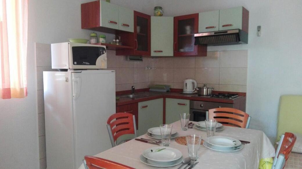Apartment Peris Sevid Exterior foto
