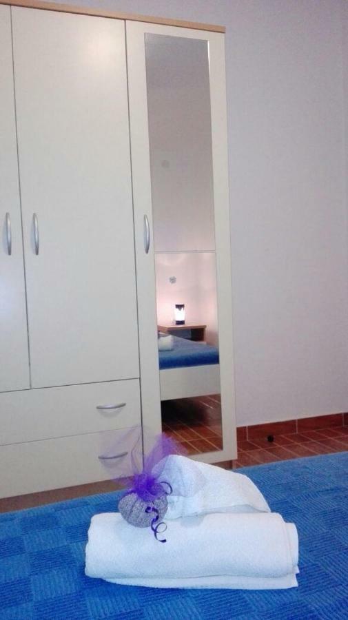Apartment Peris Sevid Exterior foto