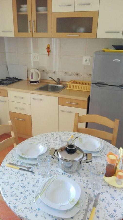Apartment Peris Sevid Exterior foto