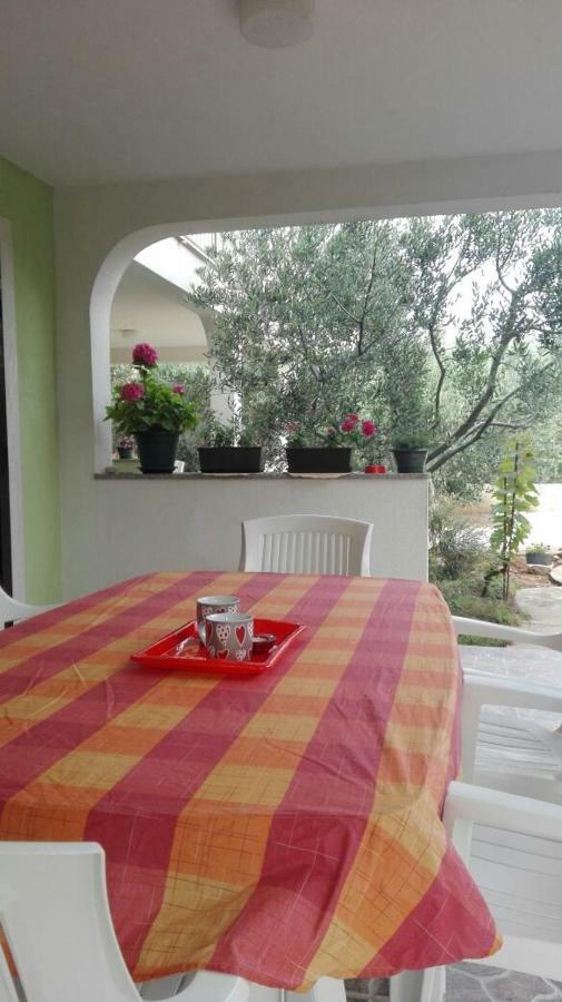 Apartment Peris Sevid Exterior foto